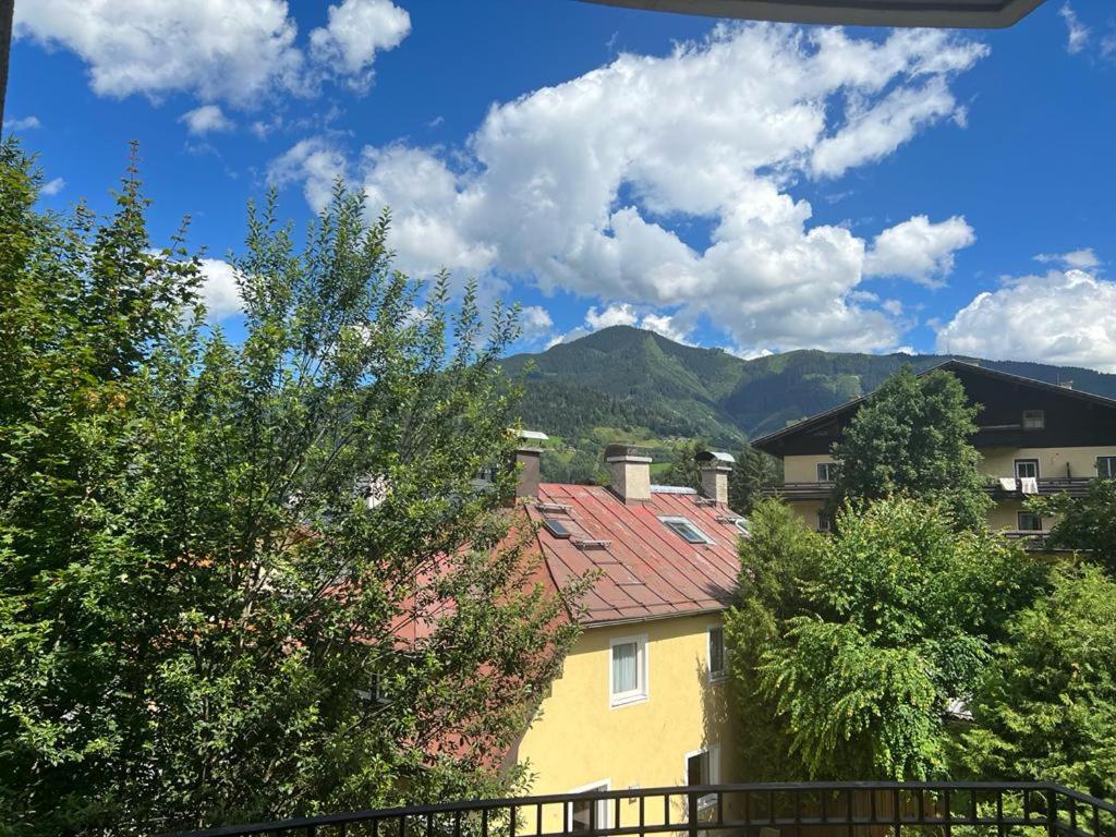 Four Seasons Getaway Διαμέρισμα Τσελ αμ Ζέε Εξωτερικό φωτογραφία